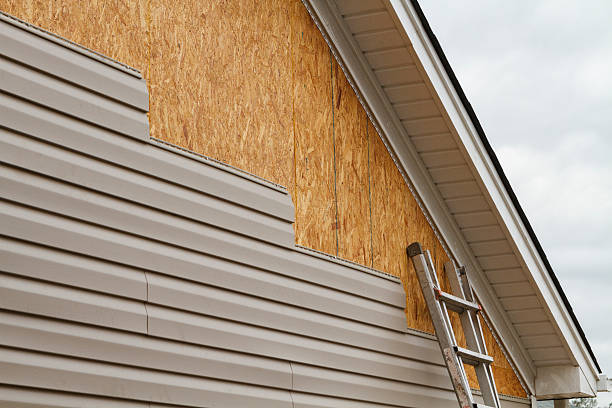 Professional Siding Contractor technician working in Greenville, OH